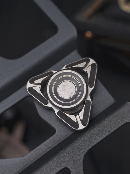 Fidget Spinner - Falcon