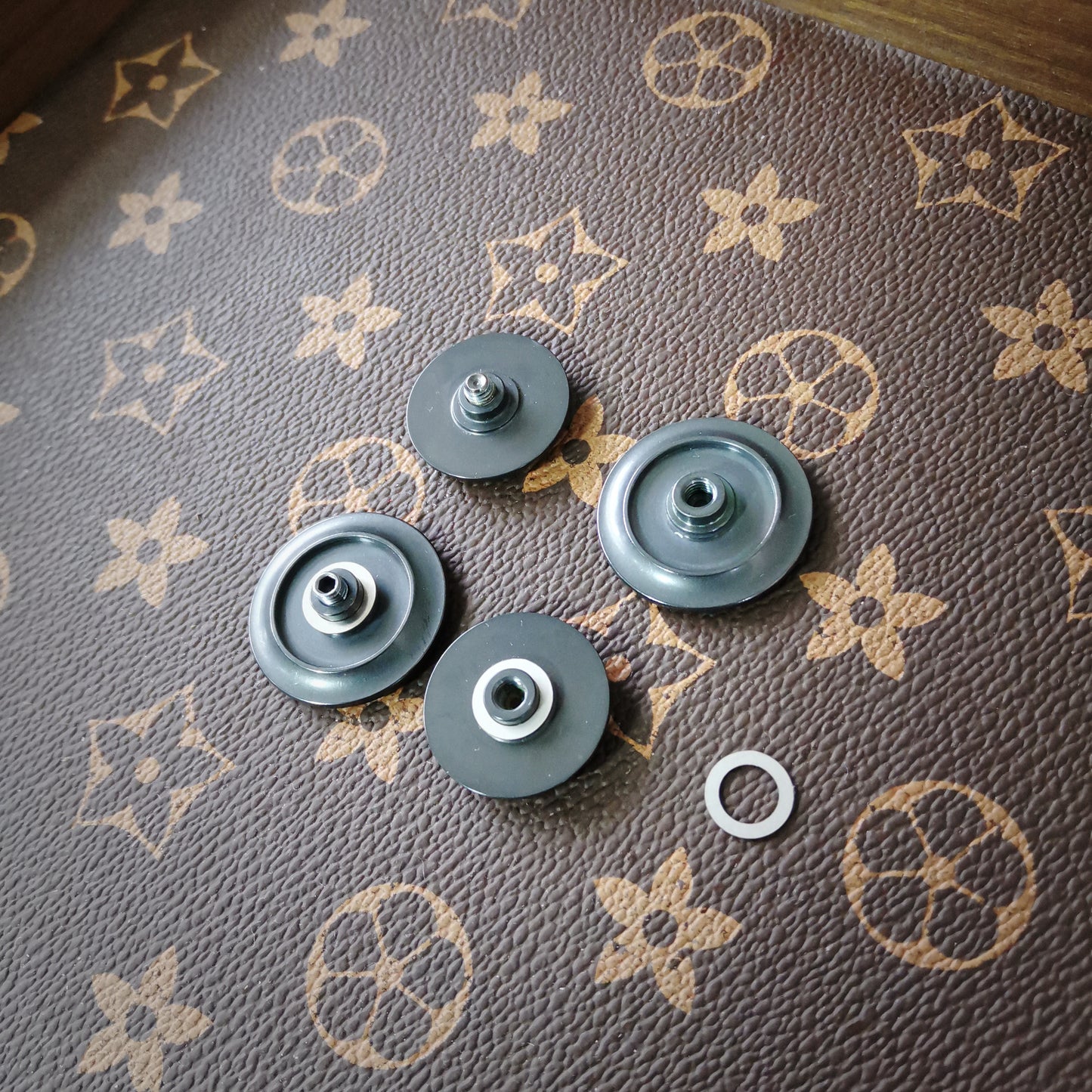 Button Spacers / Washers / Shims & Grub Screws